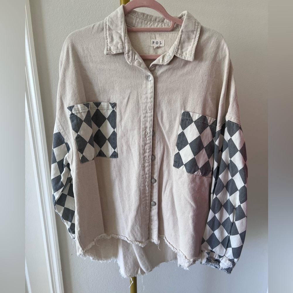 POL Cream Harlequin Diamond Print Button Shirt Shacket Women Medium NWT EUC
